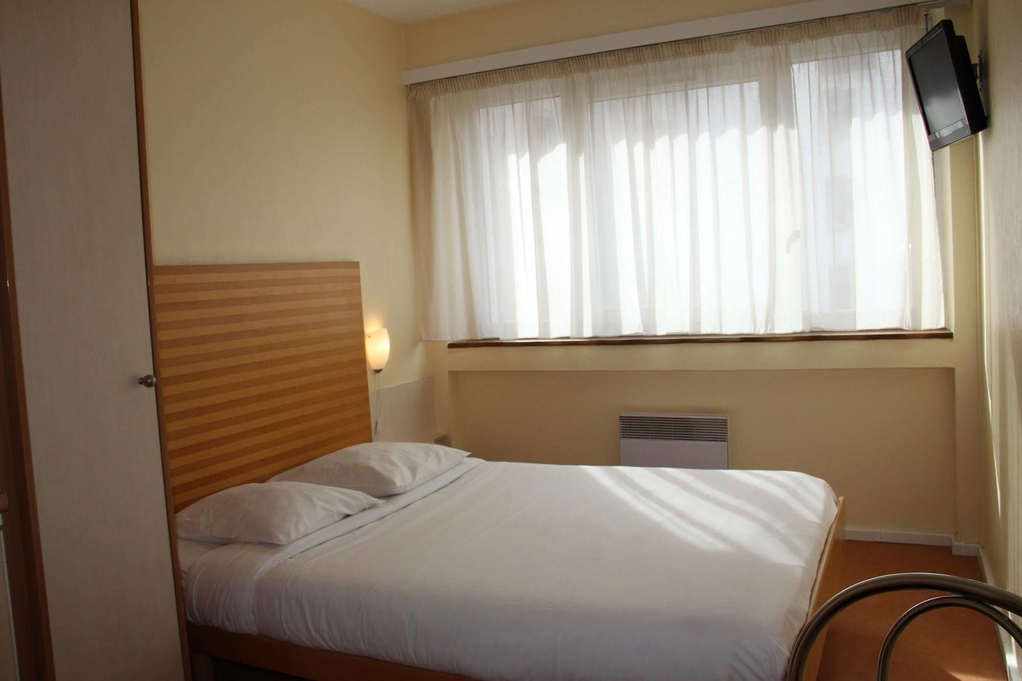 Отель Ibis Styles Strasbourg Centre Republique Экстерьер фото